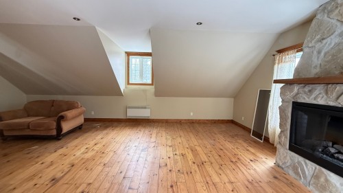 Bedroom - 60 Rue Maréchal-Ferrant, Saint-Calixte, QC 