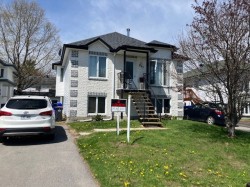 695 Rue Bastien  Gatineau (Buckingham), QC J8L 3Y6