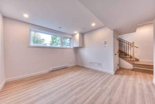 Sous-sol - 2920 Rue Cloutier, Brossard, QC 