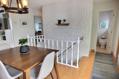 Salle à manger - 87 Rue D'Évain, Rouyn-Noranda, QC 