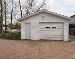 Garage - 