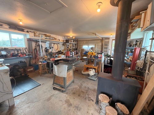 Garage - 87 Rue D'Évain, Rouyn-Noranda, QC 