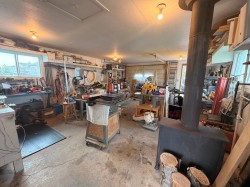 Garage - 