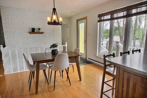Salle à manger - 87 Rue D'Évain, Rouyn-Noranda, QC 
