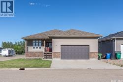27 Belmont CRESCENT Moose Jaw, SK S6K 1C5