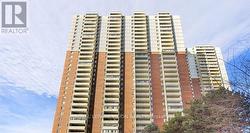 2817 - 1 MASSEY SQUARE Toronto, ON M4C 5L4