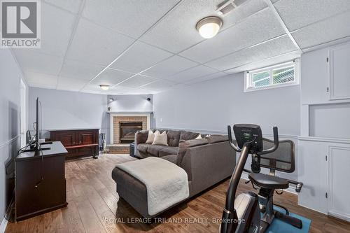 39 Hitch Crescent, St. Thomas, ON 