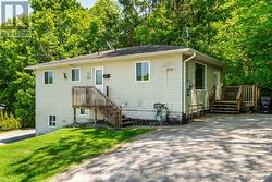 679 MONTREAL STREET  Midland, ON L4R 1G5