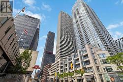 2607 - 2221 YONGE STREET Toronto, ON M4S 0B8