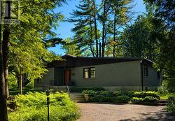 4167 FARMERS WAY  Ottawa, ON K0A 1K0