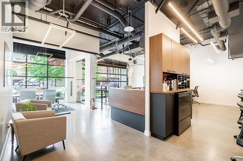375-377 E Broadway, Vancouver, BC 