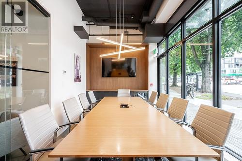 375-377 E Broadway, Vancouver, BC 