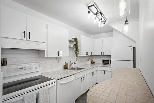 206 3915 Grant Avenue, Winnipeg, MB 