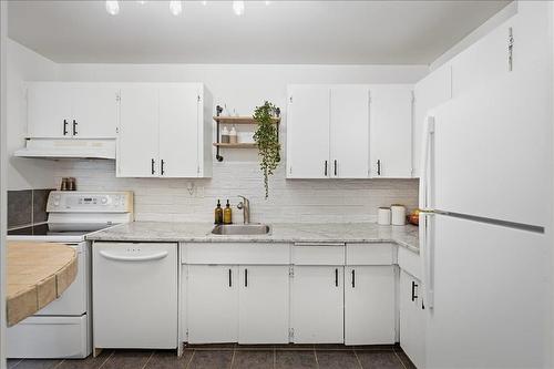 206 3915 Grant Avenue, Winnipeg, MB 