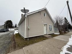 38 King Street Sioux Lookout, ON P8T 1E8
