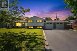 6 BYRON CRESCENT  Kingston (Central City West), ON K7M 1H7