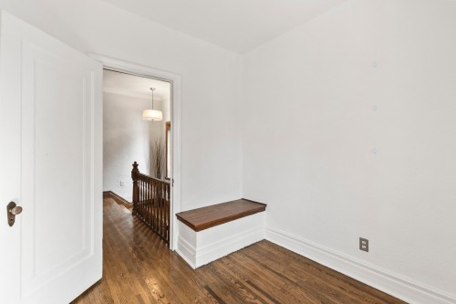 Passageway - 4563 Av. De Kensington, Montréal (Côte-Des-Neiges/Notre-Dame-De-Grâce), QC 