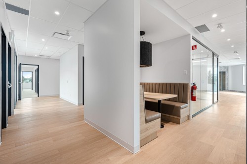 Other - 200-130 Boul. De Mortagne, Boucherville, QC - Indoor Photo Showing Other Room