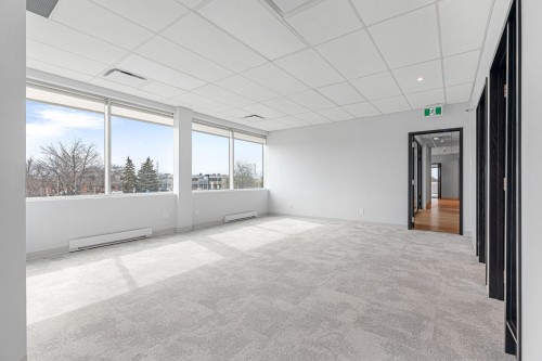 Other - 200-130 Boul. De Mortagne, Boucherville, QC - Indoor Photo Showing Other Room