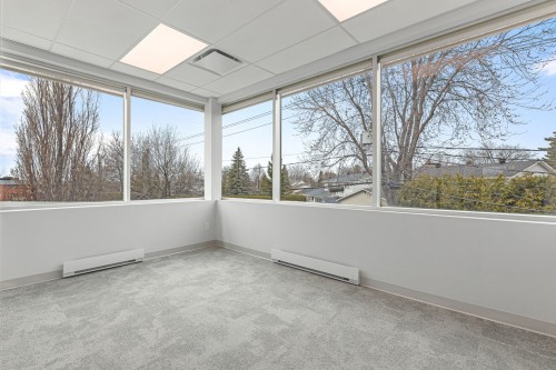 Office - 200-130 Boul. De Mortagne, Boucherville, QC - Indoor Photo Showing Other Room