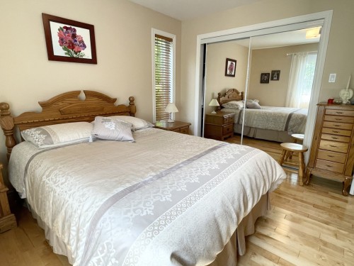 Chambre à coucher principale - 131 Ch. Des Bouleaux, Lac-Des-Écorces, QC 