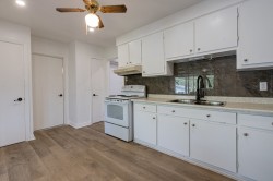 Kitchen - 