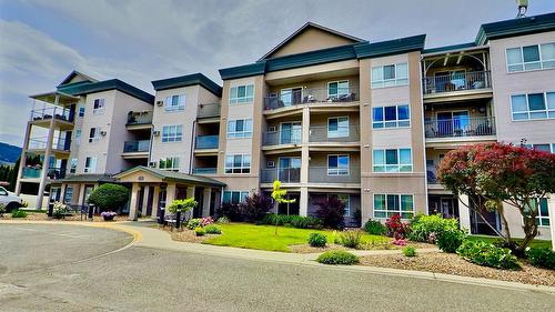 214-860 NICOLANI Drive  Kamloops, BC V2B 5B3