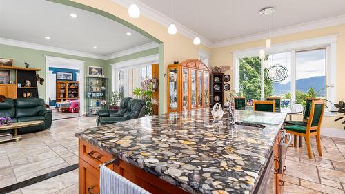 1062 Simmons Road, Creston, BC 