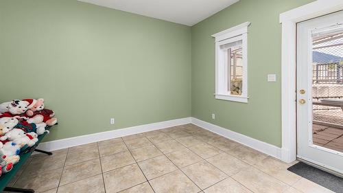 1062 Simmons Road, Creston, BC 