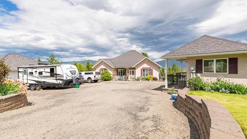 1062 Simmons Road, Creston, BC 