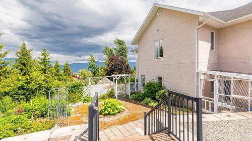 1062 Simmons Road, Creston, BC 