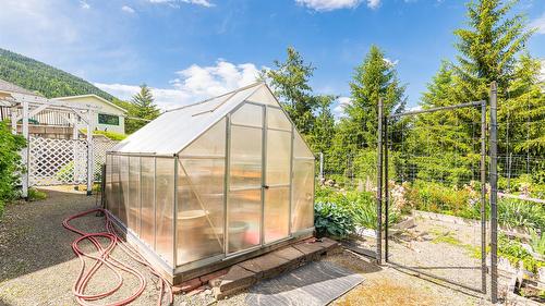 1062 Simmons Road, Creston, BC 
