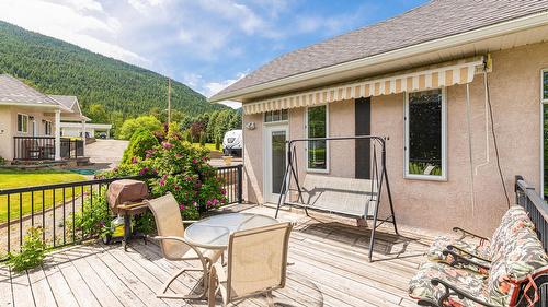 1062 Simmons Road, Creston, BC 