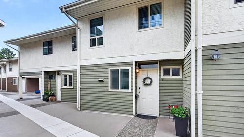 15-145 NICOLA Street  Kamloops, BC V2C 2P2