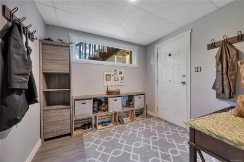 2230 Hemer Rd, Nanaimo, BC 