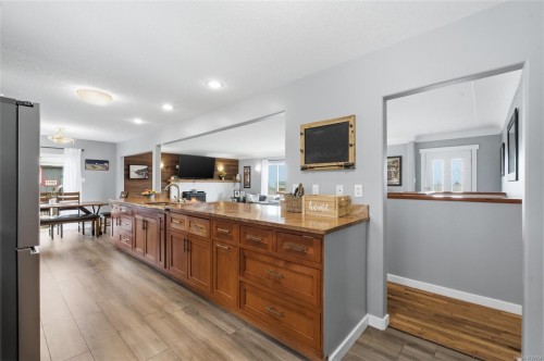 430 Davis Rd, Ladysmith, BC 
