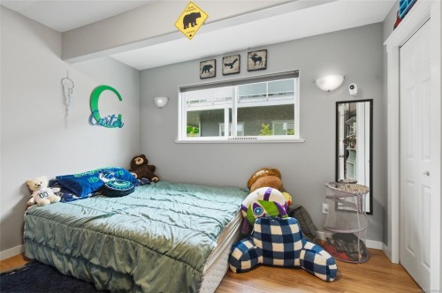 430 Davis Rd, Ladysmith, BC 