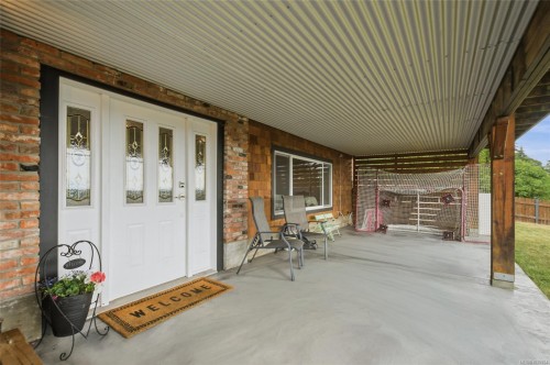 430 Davis Rd, Ladysmith, BC 