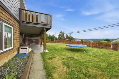 430 Davis Rd, Ladysmith, BC 
