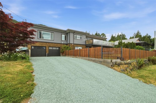 430 Davis Rd, Ladysmith, BC 