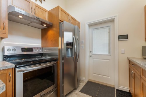 4718/4720 Shell Beach Rd, Ladysmith, BC 