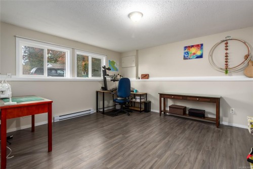 1651 Ascot Ave, Comox, BC 