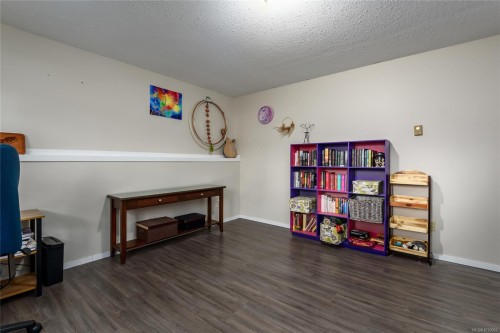 1651 Ascot Ave, Comox, BC 
