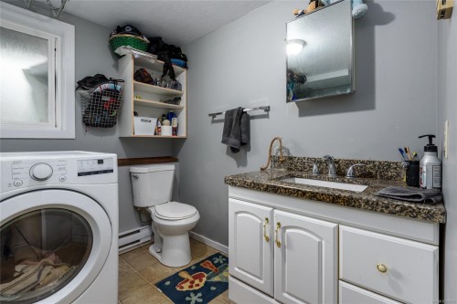 1651 Ascot Ave, Comox, BC 