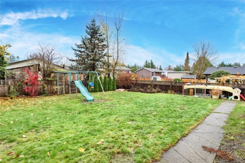 1651 Ascot Ave, Comox, BC 