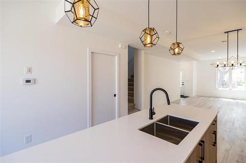 307 Victoria Ave, Winnipeg, MB 