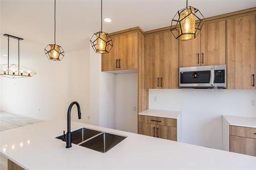 307 Victoria Ave, Winnipeg, MB 