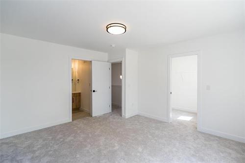 307 Victoria Ave, Winnipeg, MB 