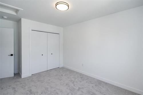 307 Victoria Ave, Winnipeg, MB 