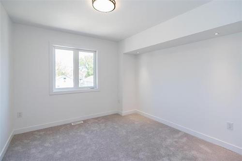 307 Victoria Ave, Winnipeg, MB 
